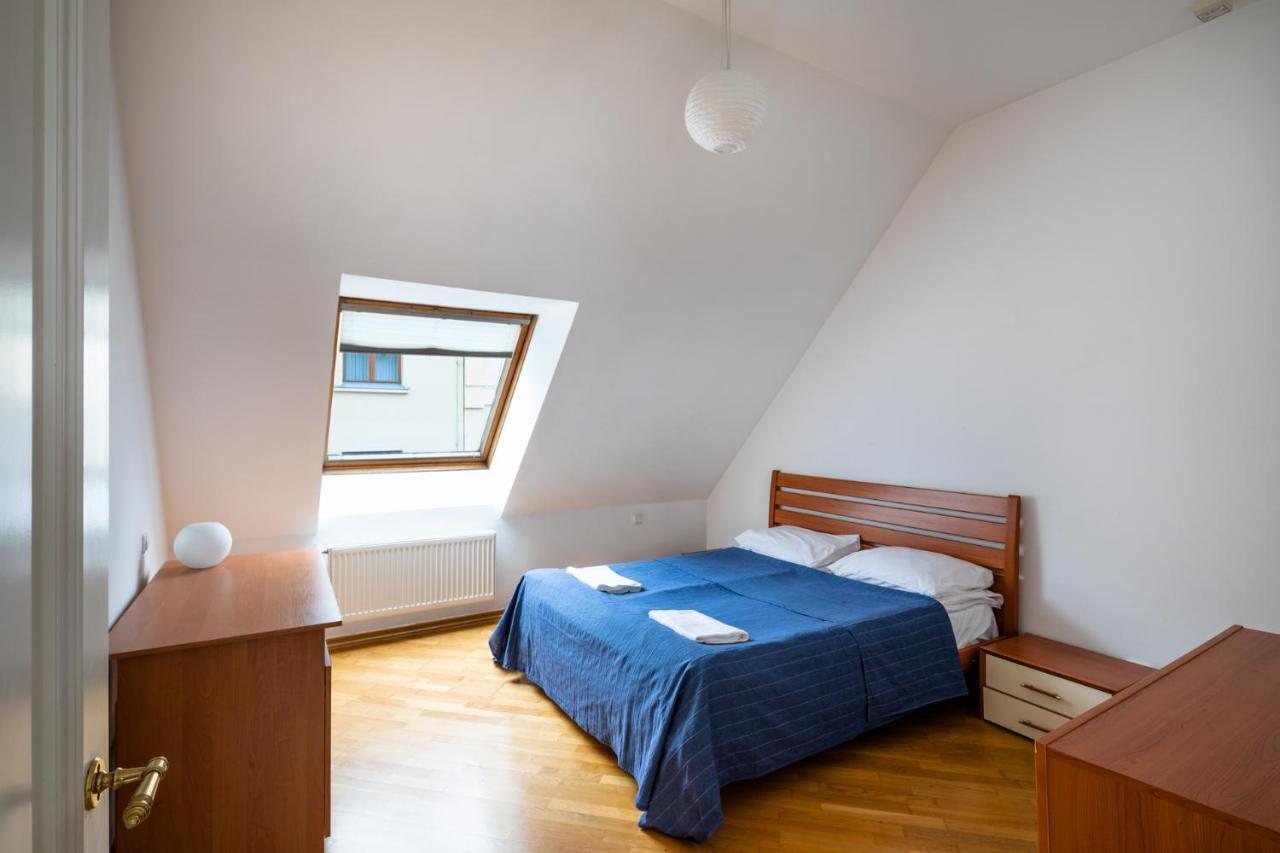 Dzīvoklis Old Two Floor Palasta Loft With River View *