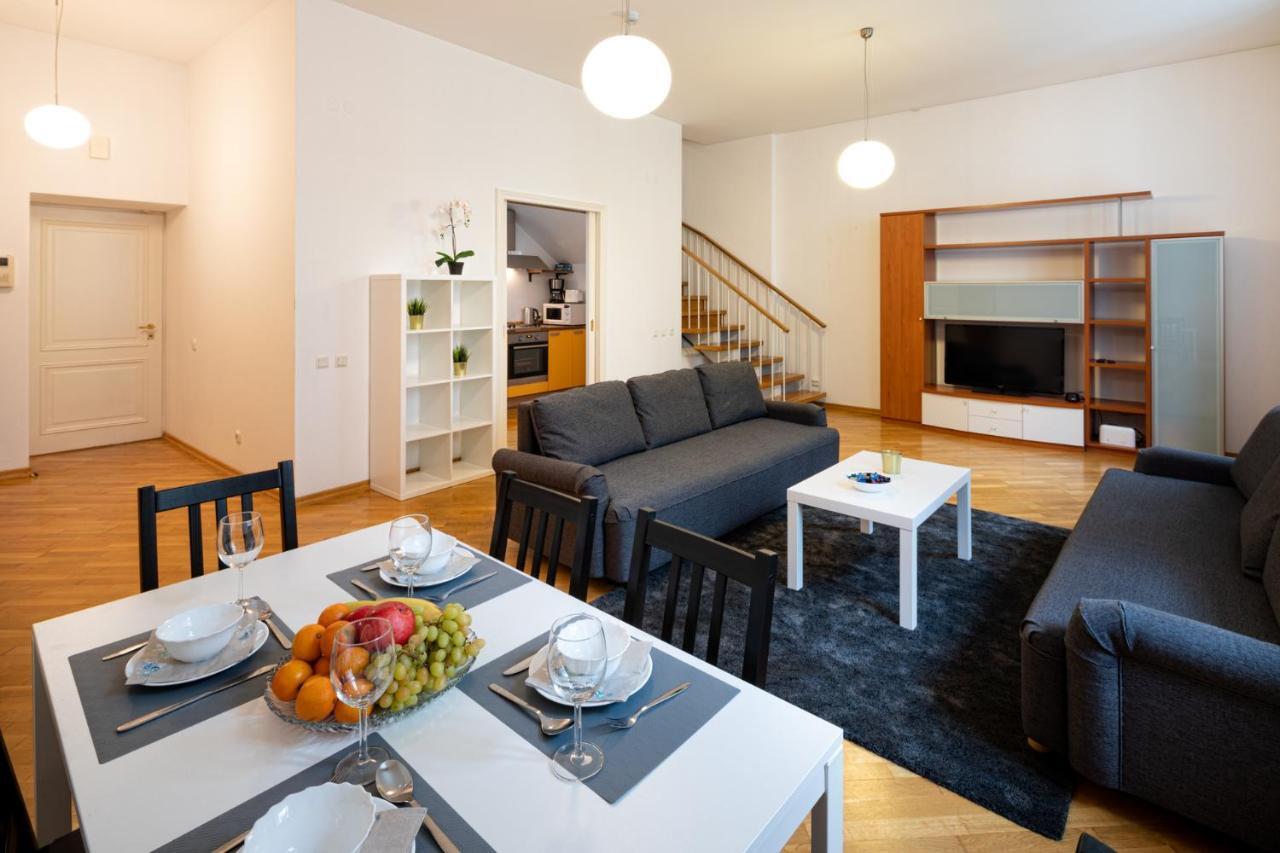 Old Two Floor Palasta Loft With River View Lejlighed Riga