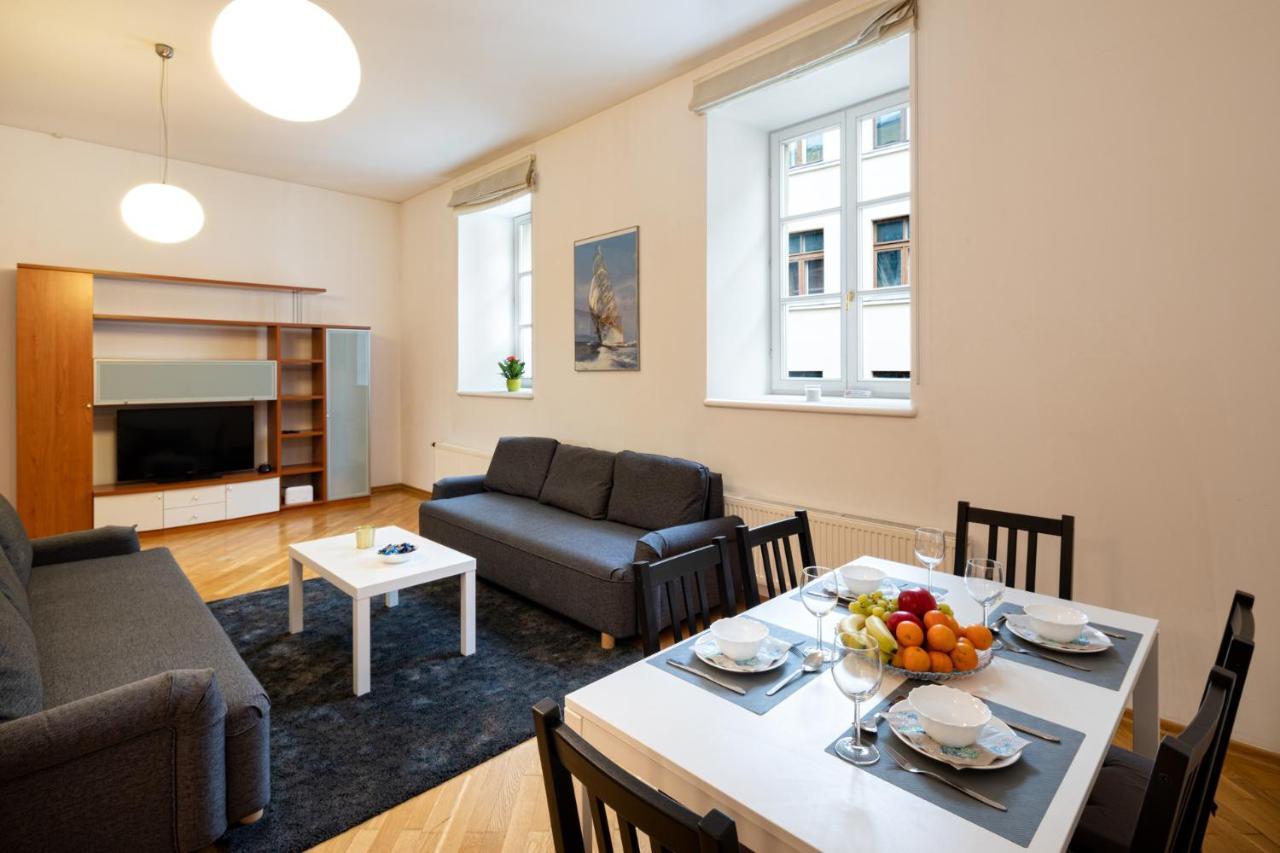 Old Two Floor Palasta Loft With River View Lejlighed Riga